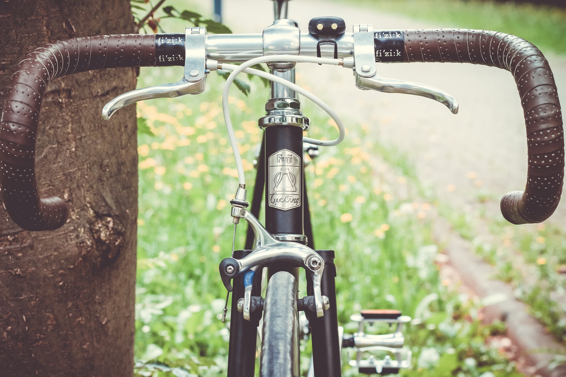 Differences Betwen The Different Types Of Bike Handlebars – B R T L